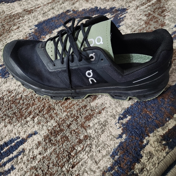 OnRunning Men's trail shoes - Picture 9 of 11